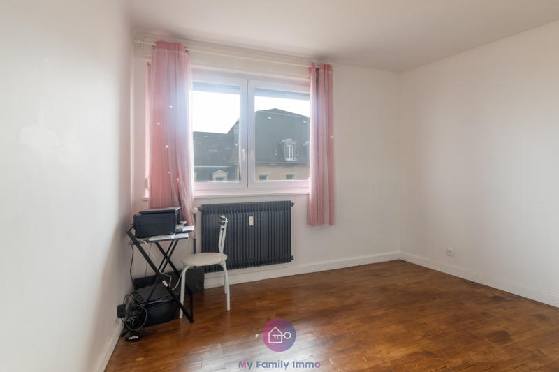 Appartement - 82 m² - 4 pièces