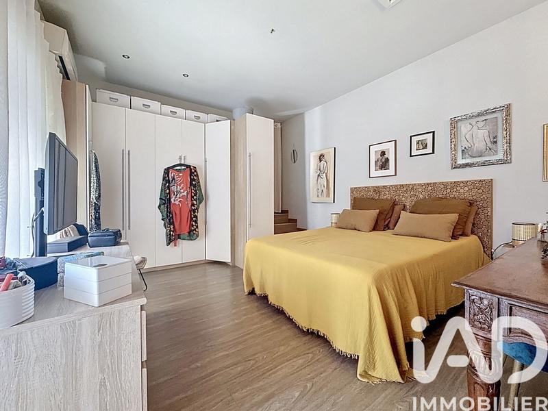 Maison - 185 m² - 6 pièces