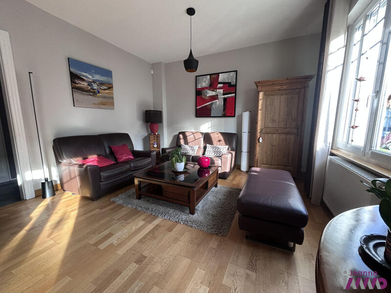 Maison - 174 m² - 7 pièces