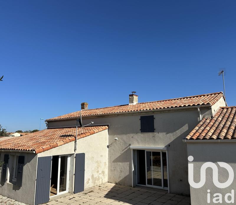 Maison - 209 m² - 8 pièces