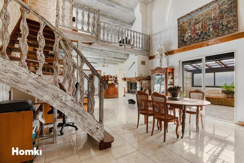 Maison - 150 m² - 5 pièces