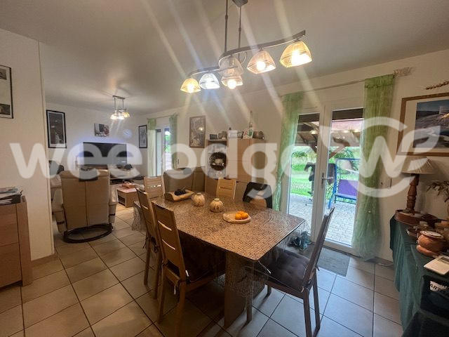 Maison - 95 m² - 6 pièces