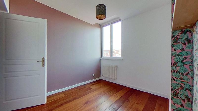 Appartement - 84 m² - 4 pièces