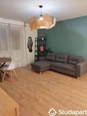 Chambre - 11 m² - 1 pièce