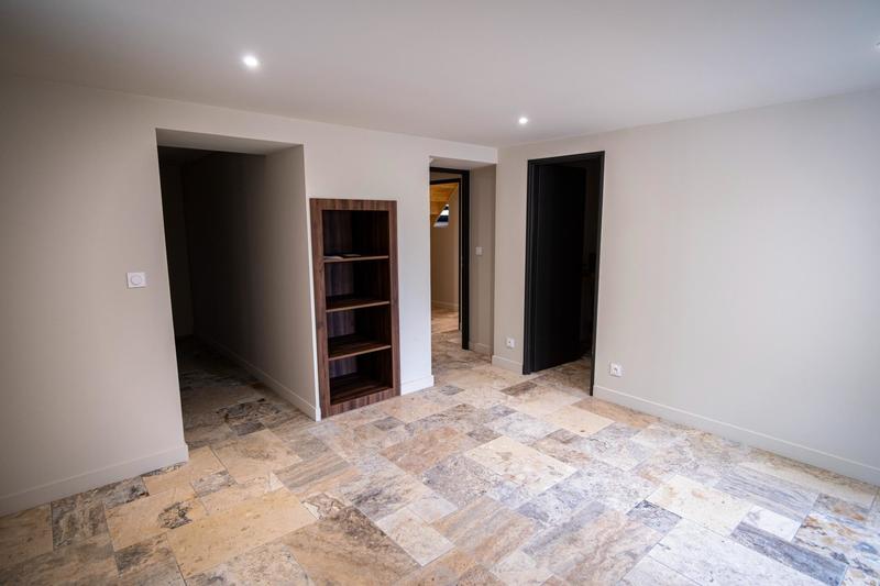 Maison - 180 m² - 6 pièces