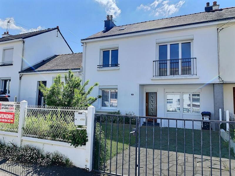 Maison - 93 m² - 4 pièces