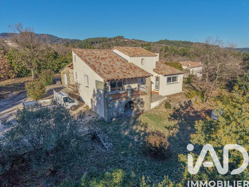 Maison - 136 m² - 5 pièces