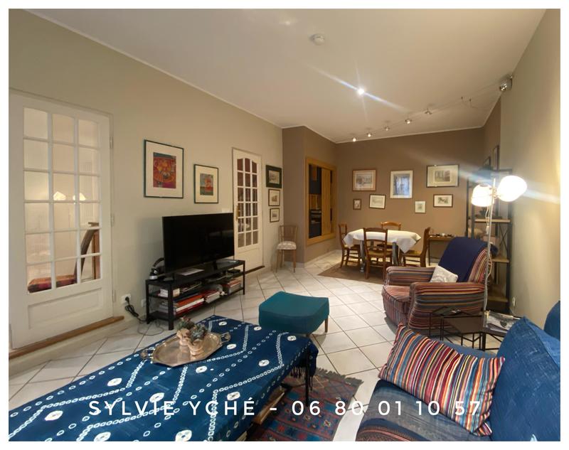 Maison de ville - 160 m² - 6 pièces