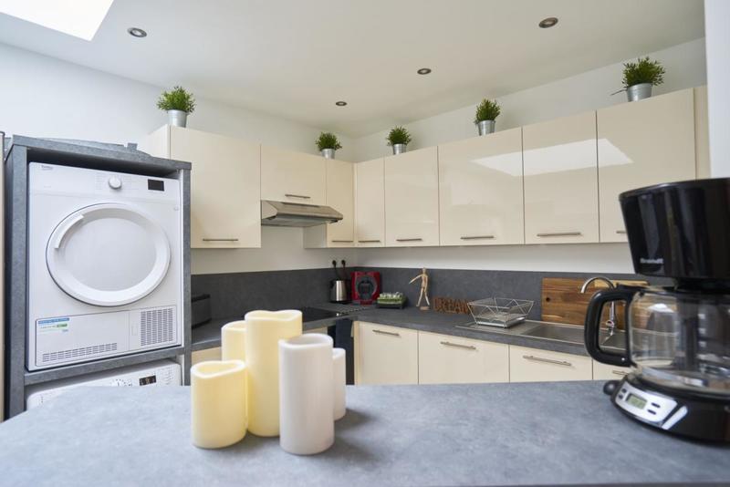 Maison - 152 m² - 8 pièces