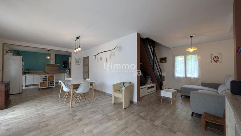 Maison - 106 m² - 4 pièces