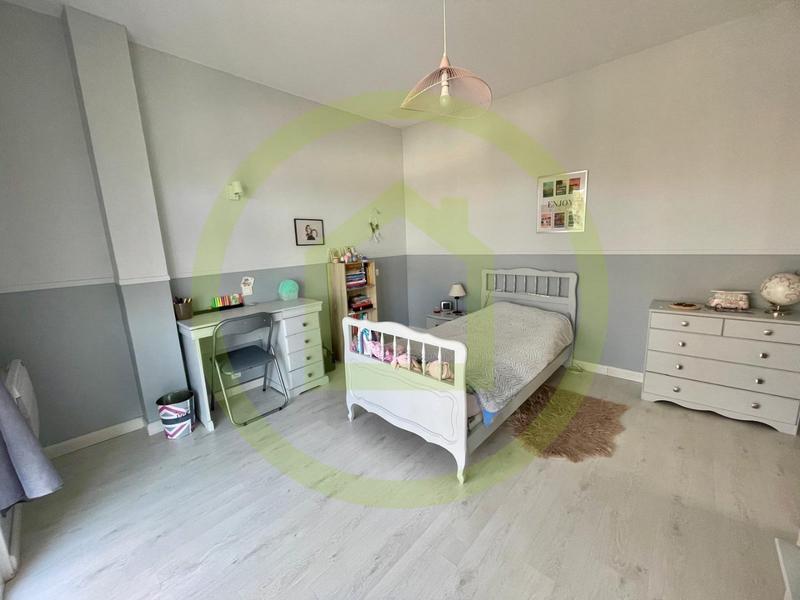 Maison - 173 m² - 8 pièces