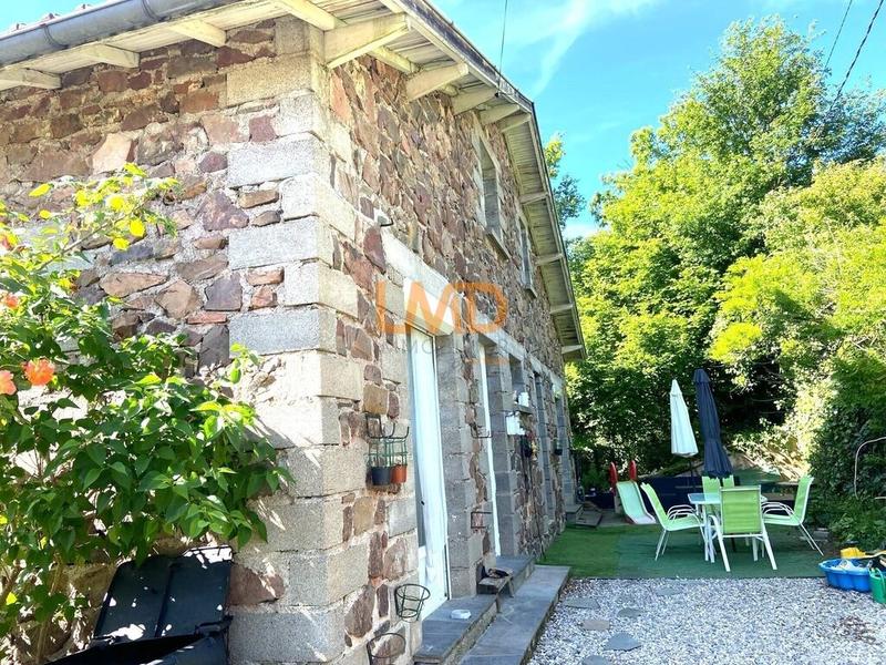 Maison - 121 m² - 6 pièces