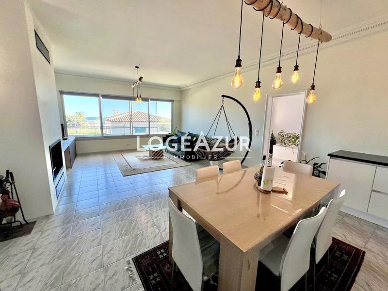 Villa - 262 m² - 9 pièces