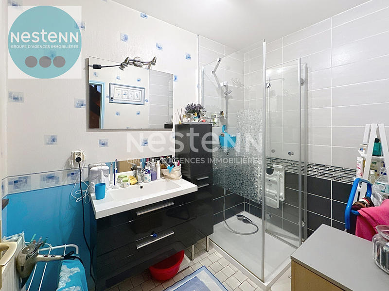 Maison - 250 m² - 7 pièces