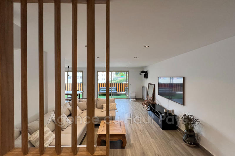 Appartement - 75 m² - 3 pièces