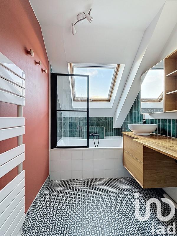 Appartement - 96 m² - 3 pièces