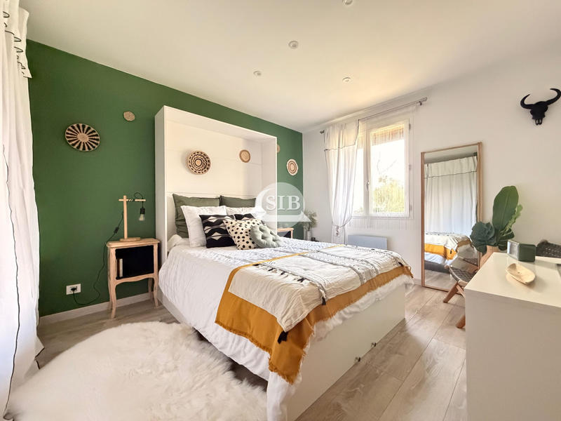 Maison traditionnelle - 163 m² - 6 pièces