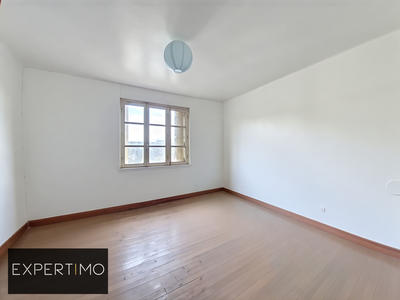 Maison de village - 110 m² - 5 pièces