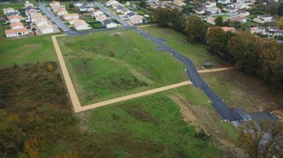 Terrain de lotissements - 635 m²