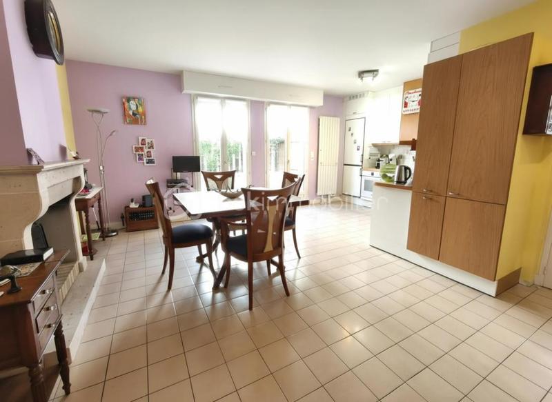 Duplex - 94 m² - 5 pièces