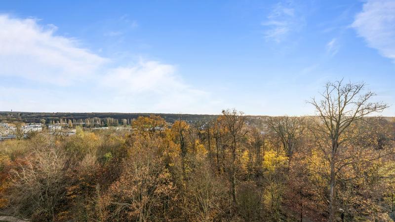 Appartement - 147 m² - 7 pièces