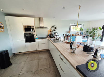 Maison - 146 m² - 6 pièces