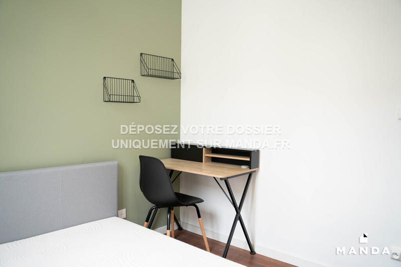 Chambre - 15 m² - 5 pièces