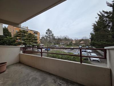 Appartement ancien - 73 m² - 3 pièces