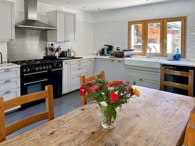 Maison - 156 m² - 7 pièces