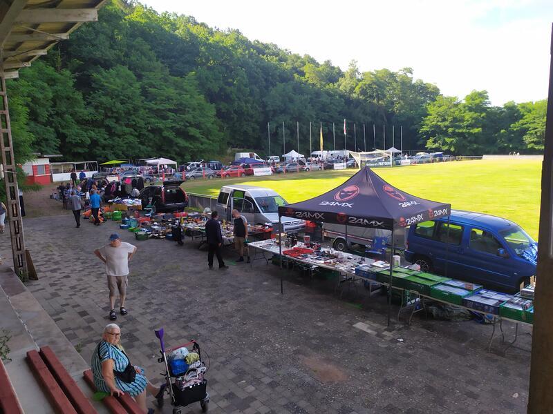 Marché aux puces du S.O.M.