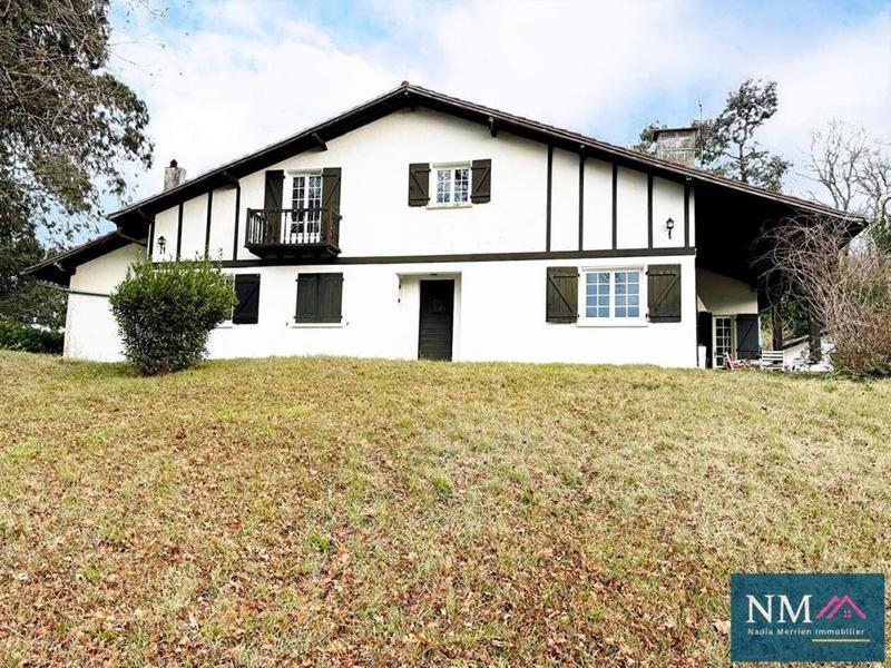 Maison - 175 m² - 7 pièces