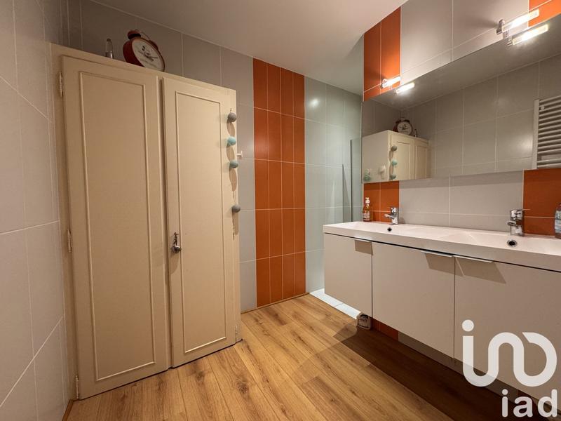 Maison de ville - 284 m² - 9 pièces