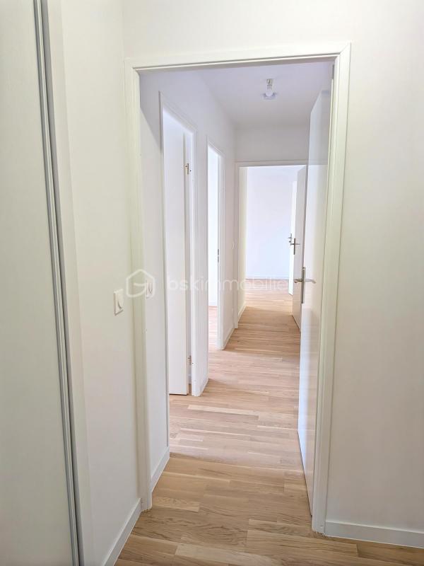 Appartement - 85 m² - 4 pièces