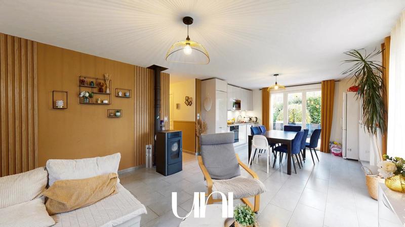 Maison - 86 m² - 4 pièces