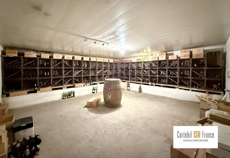 Villa - 177 m² - 6 pièces