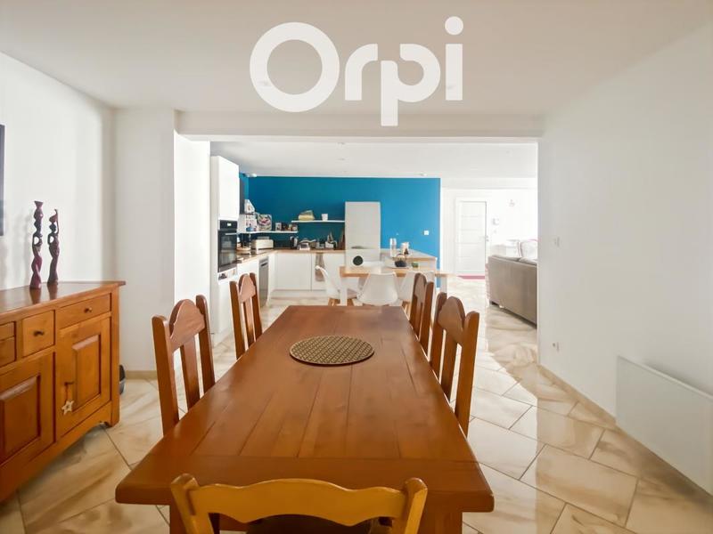 Appartement - 98 m² - 5 pièces