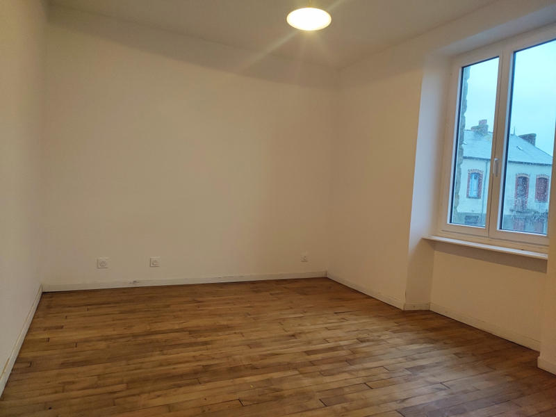 Maison - 110 m² - 7 pièces