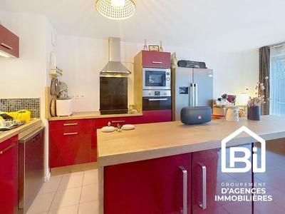 Maison - 92 m² - 5 pièces