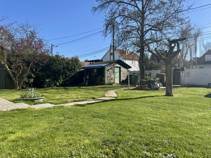 Maison - 110 m² - 6 pièces