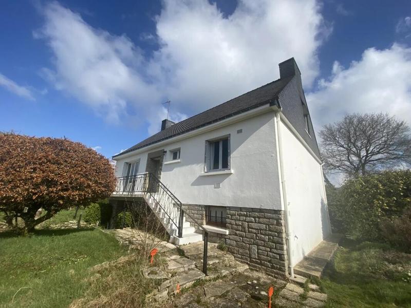 Maison - 88 m² - 6 pièces