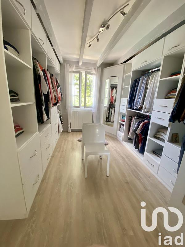 Maison - 215 m² - 5 pièces