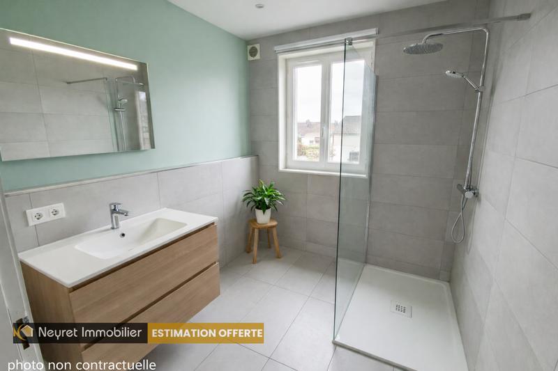 Maison - 97 m² - 5 pièces