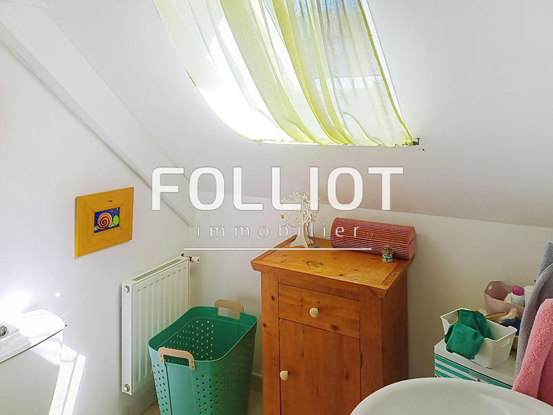 Maison - 111 m² - 7 pièces