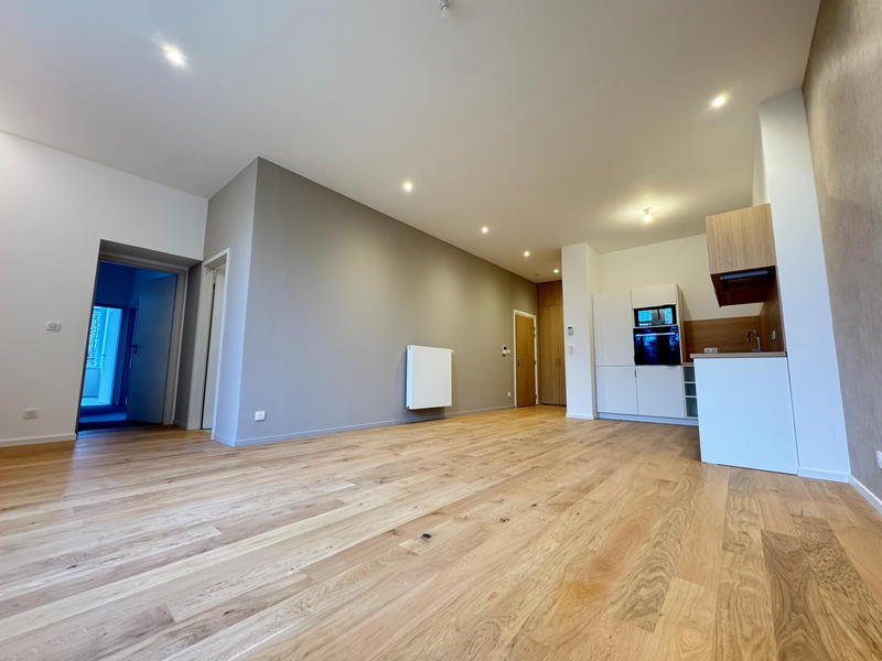 Appartement - 85 m² - 4 pièces