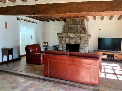 Maison - 240 m² - 9 pièces