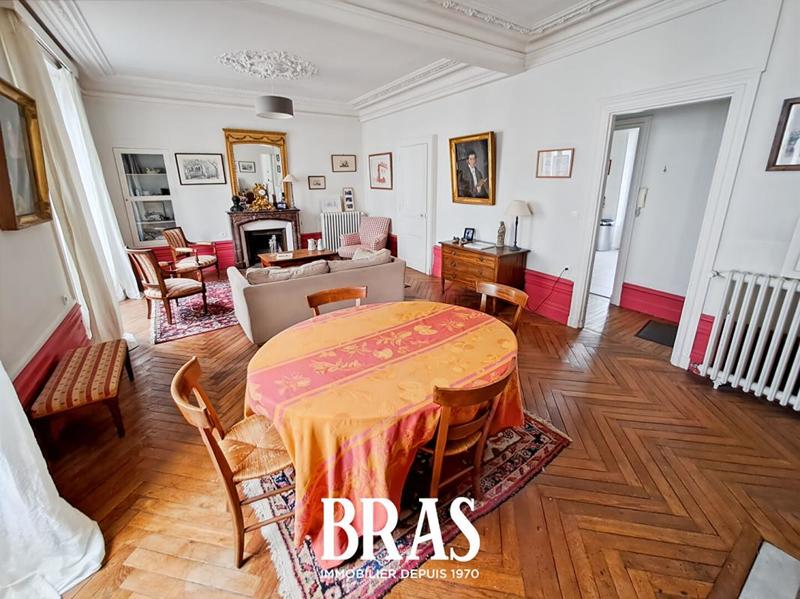 Appartement - 101 m² - 5 pièces