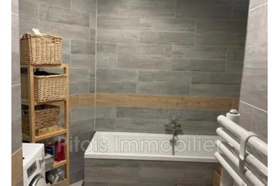 Appartement - 103 m² - 4 pièces