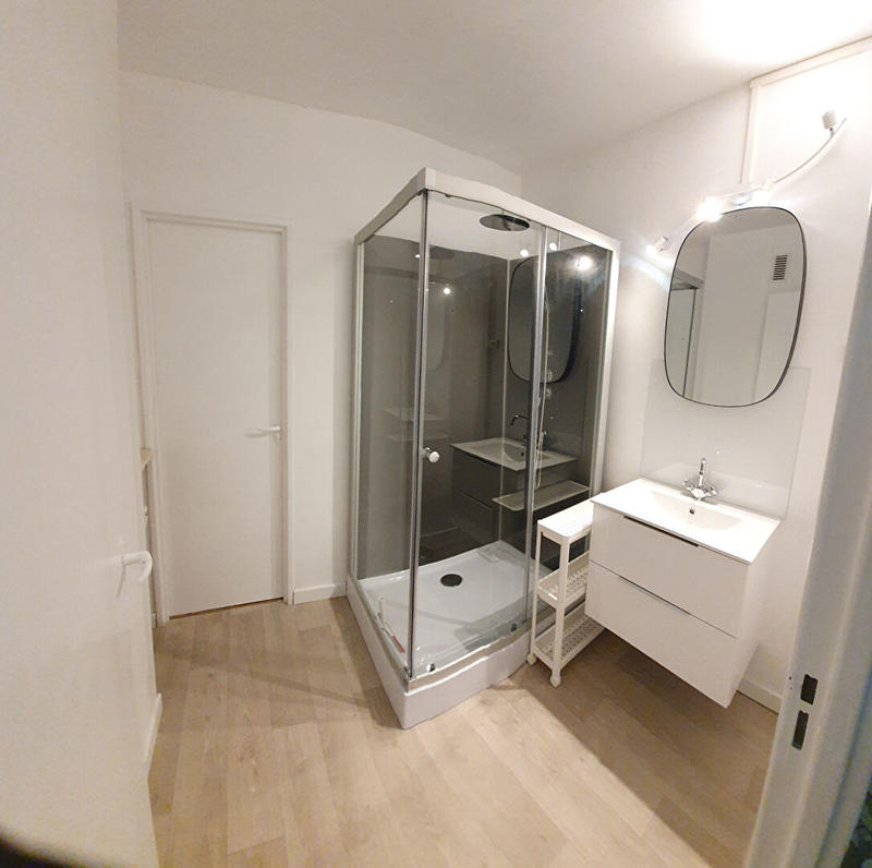 Chambre - 21 m² - 3 pièces