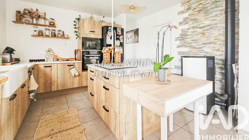 Maison - 102 m² - 6 pièces