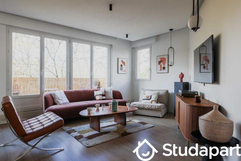 Appartement - 85 m² - 3 pièces